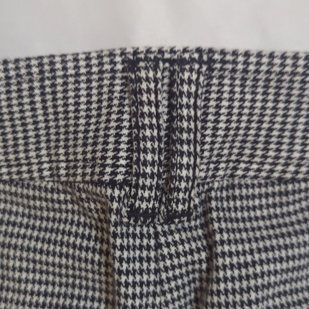 LOFT Marisa Houndstooth Crop Pants, Color Black/White Size 6 - Picture 13 of 14
